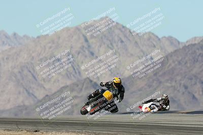 media/Dec-01-2025-Moto Forza (Mon) [[2daa91e15f]]/1-Advanced Group/Session 4 Turn 9/